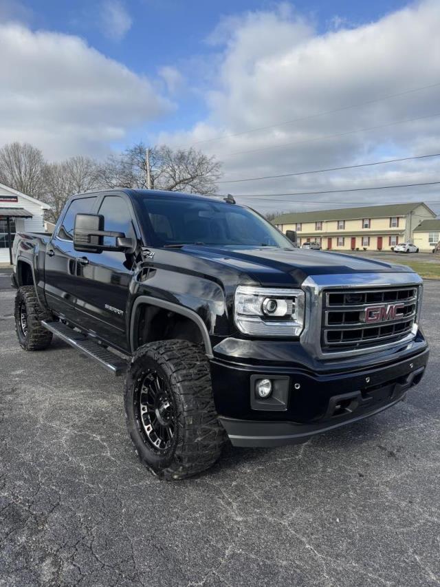 2015 GMC Sierra 4WD Crew Cab SLE SWB's photo