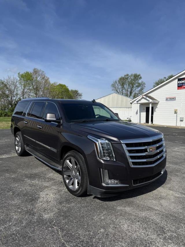 2016 Cadillac Escalade ESV 2WD Luxury's photo