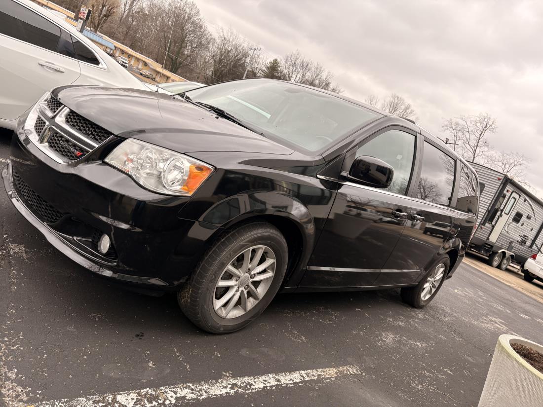 2019 Dodge Grand Caravan SXT's photo