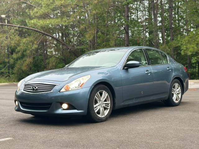 2010 INFINITI G's photo